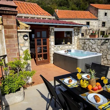 Villa Kate Dubravica By Guide *